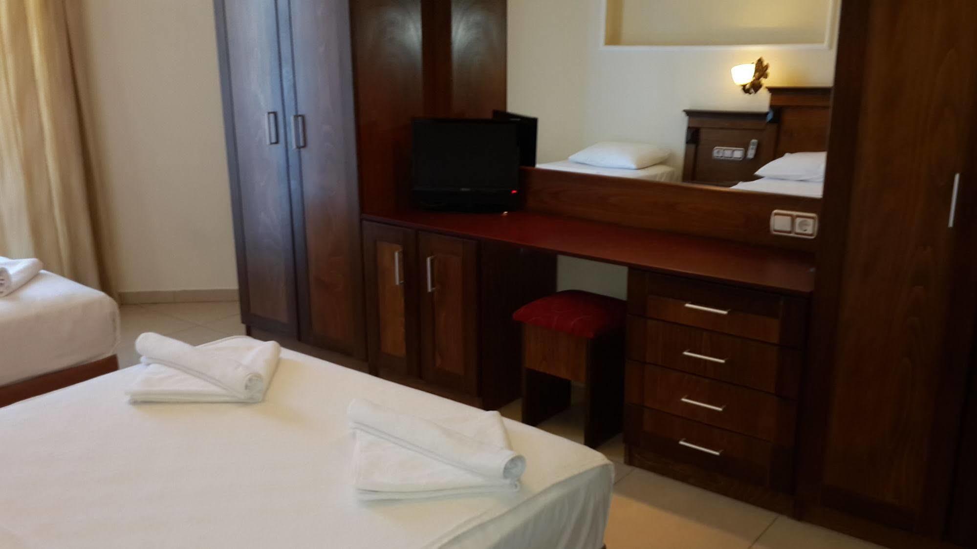 Adaburnu Golmar Hotel Emecik Exterior foto